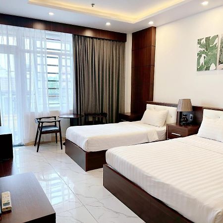 Quoc Thanh Hotel Long Khanh Екстер'єр фото