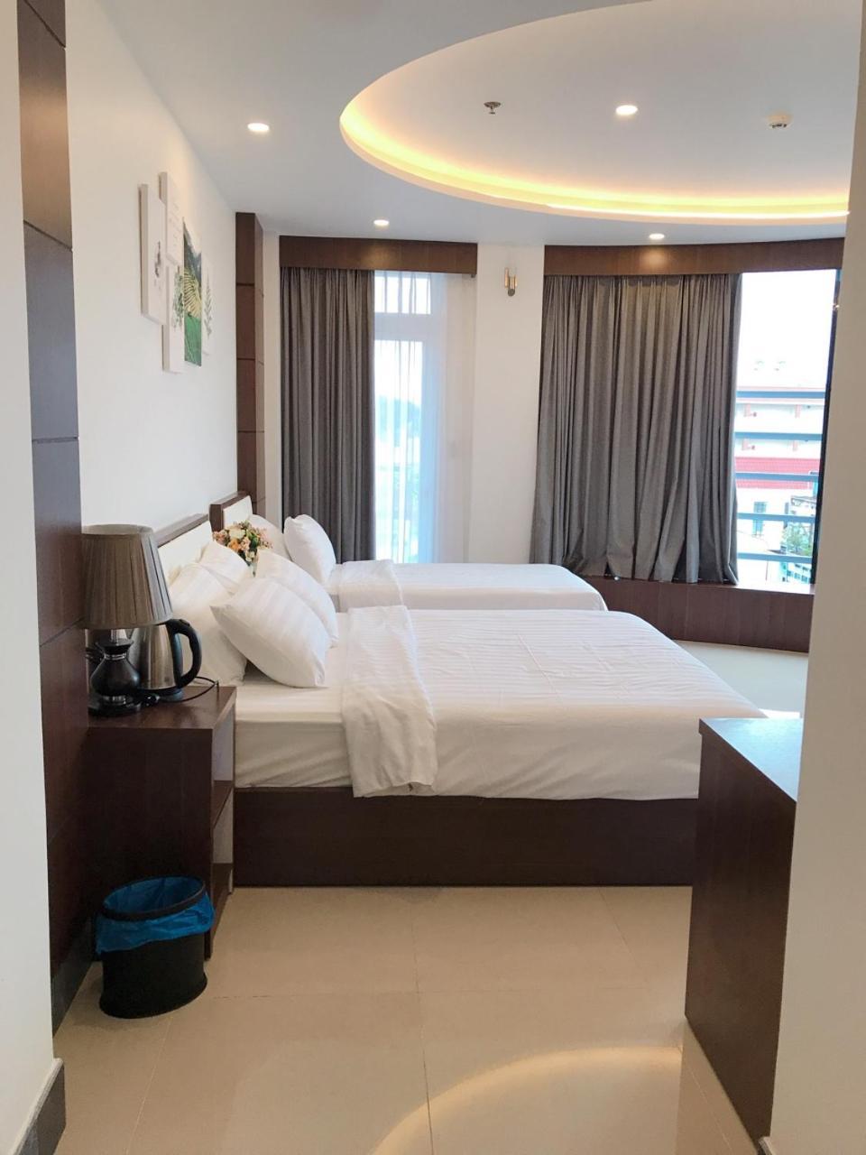 Quoc Thanh Hotel Long Khanh Екстер'єр фото
