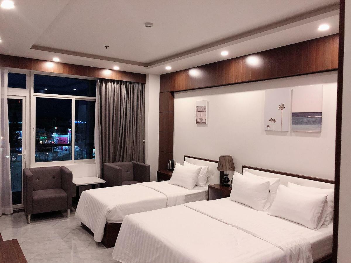 Quoc Thanh Hotel Long Khanh Екстер'єр фото