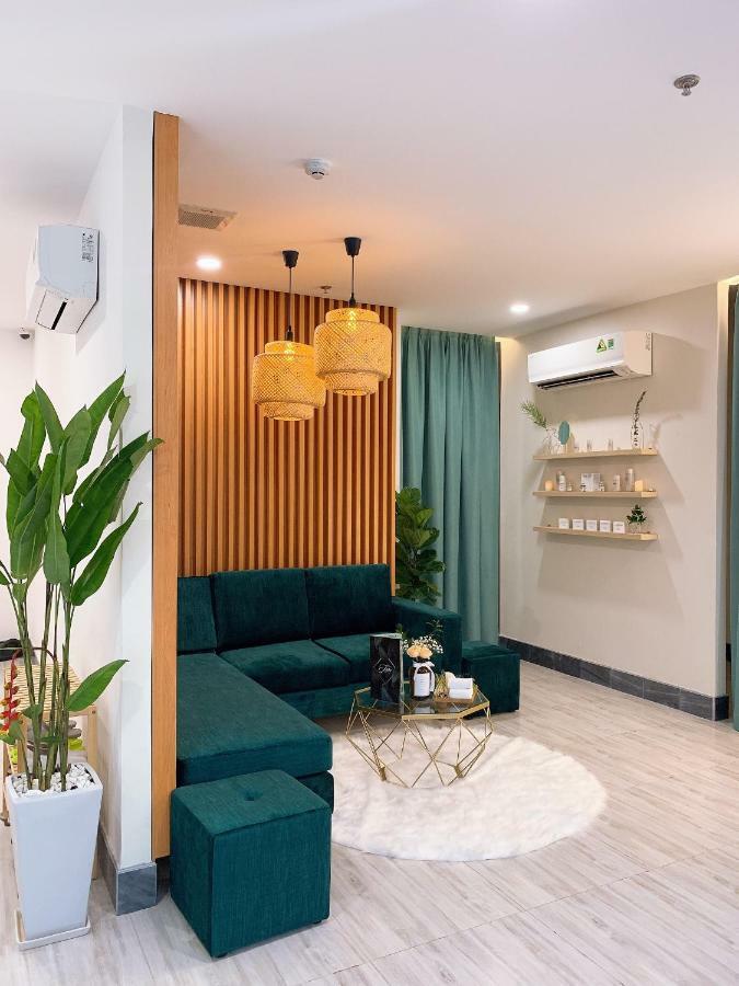 Quoc Thanh Hotel Long Khanh Екстер'єр фото