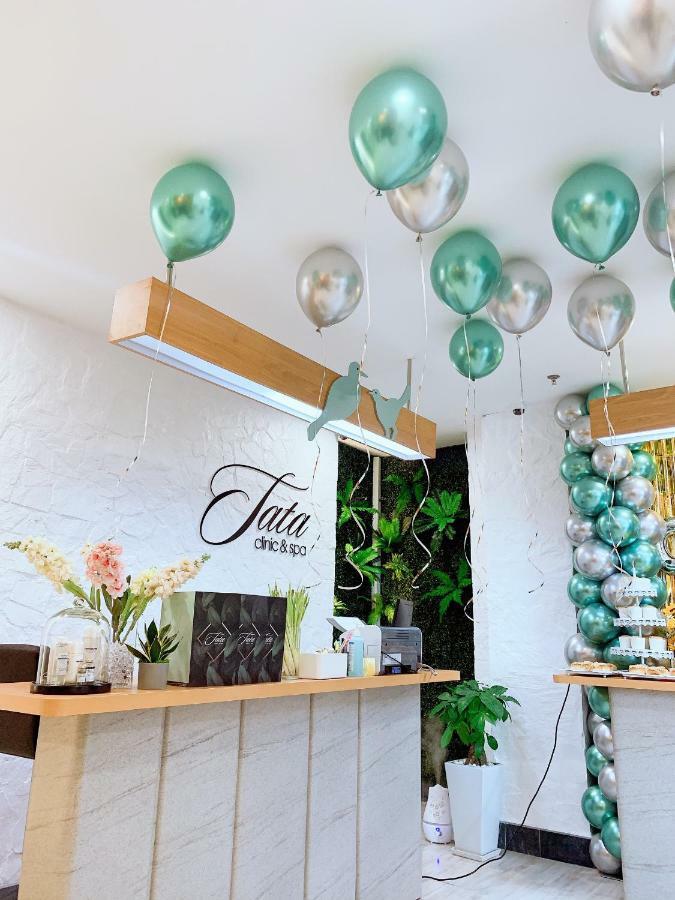 Quoc Thanh Hotel Long Khanh Екстер'єр фото