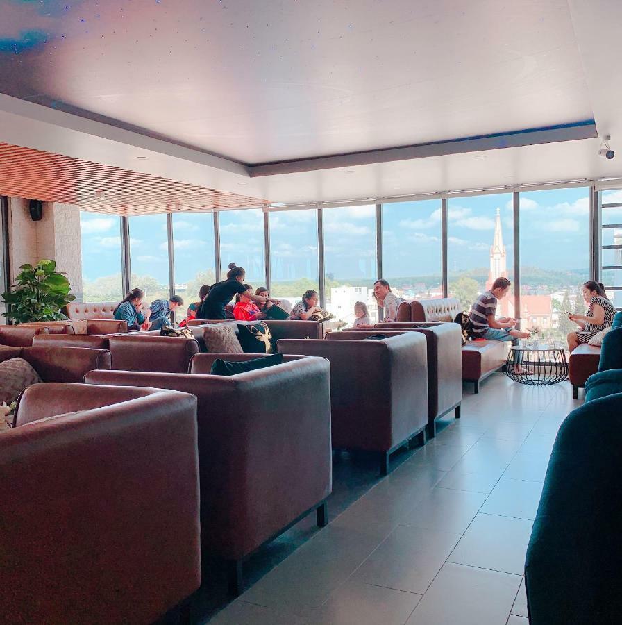 Quoc Thanh Hotel Long Khanh Екстер'єр фото