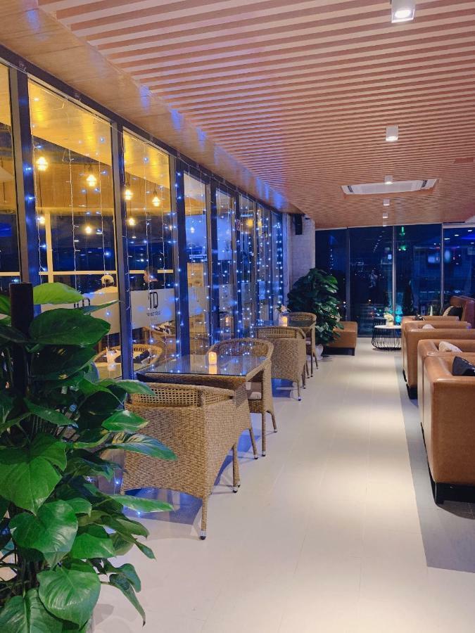 Quoc Thanh Hotel Long Khanh Екстер'єр фото